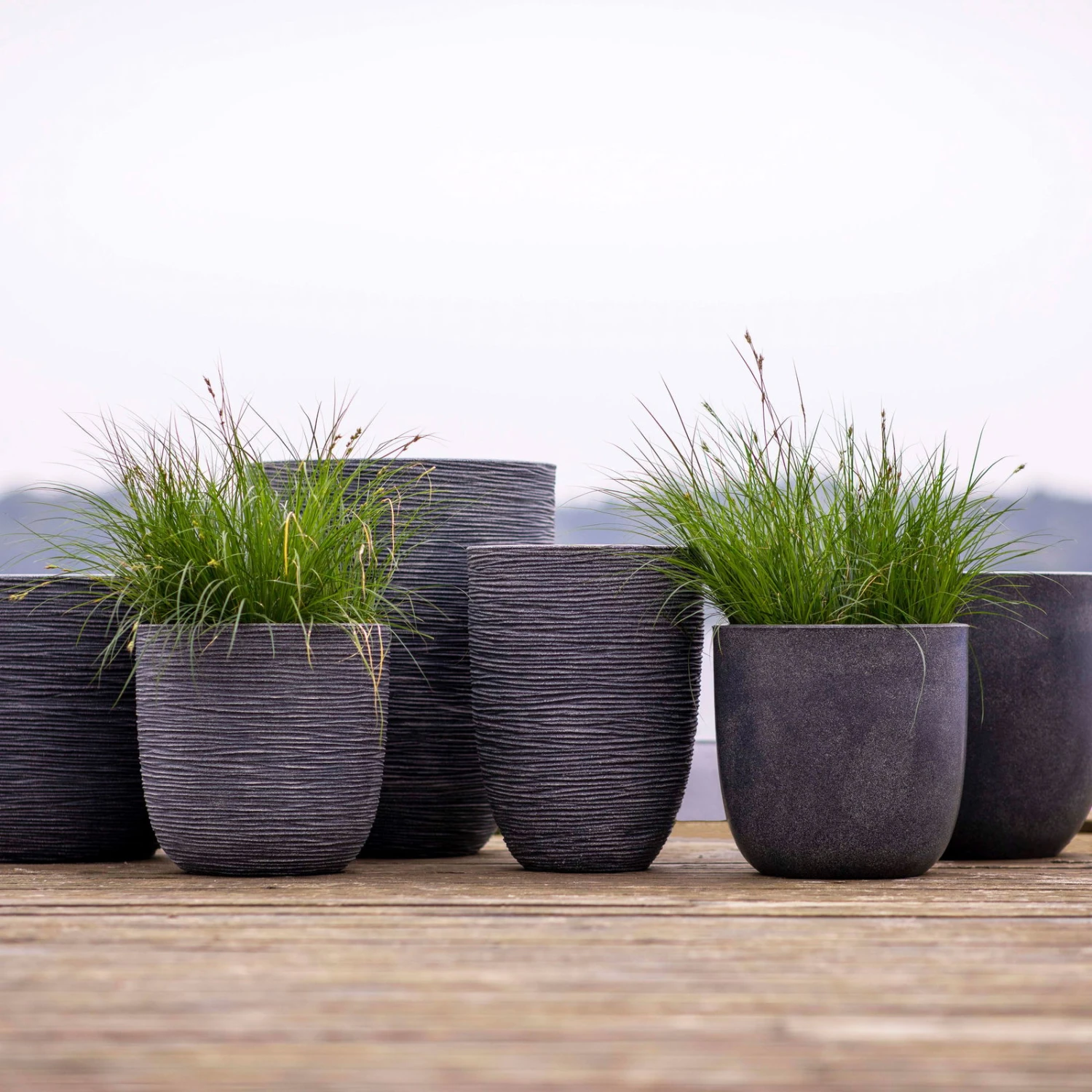 Pflanzgefäß 'Rib', Grau 4 Pflanzgefäß 'Rib', Grau – Bild 2